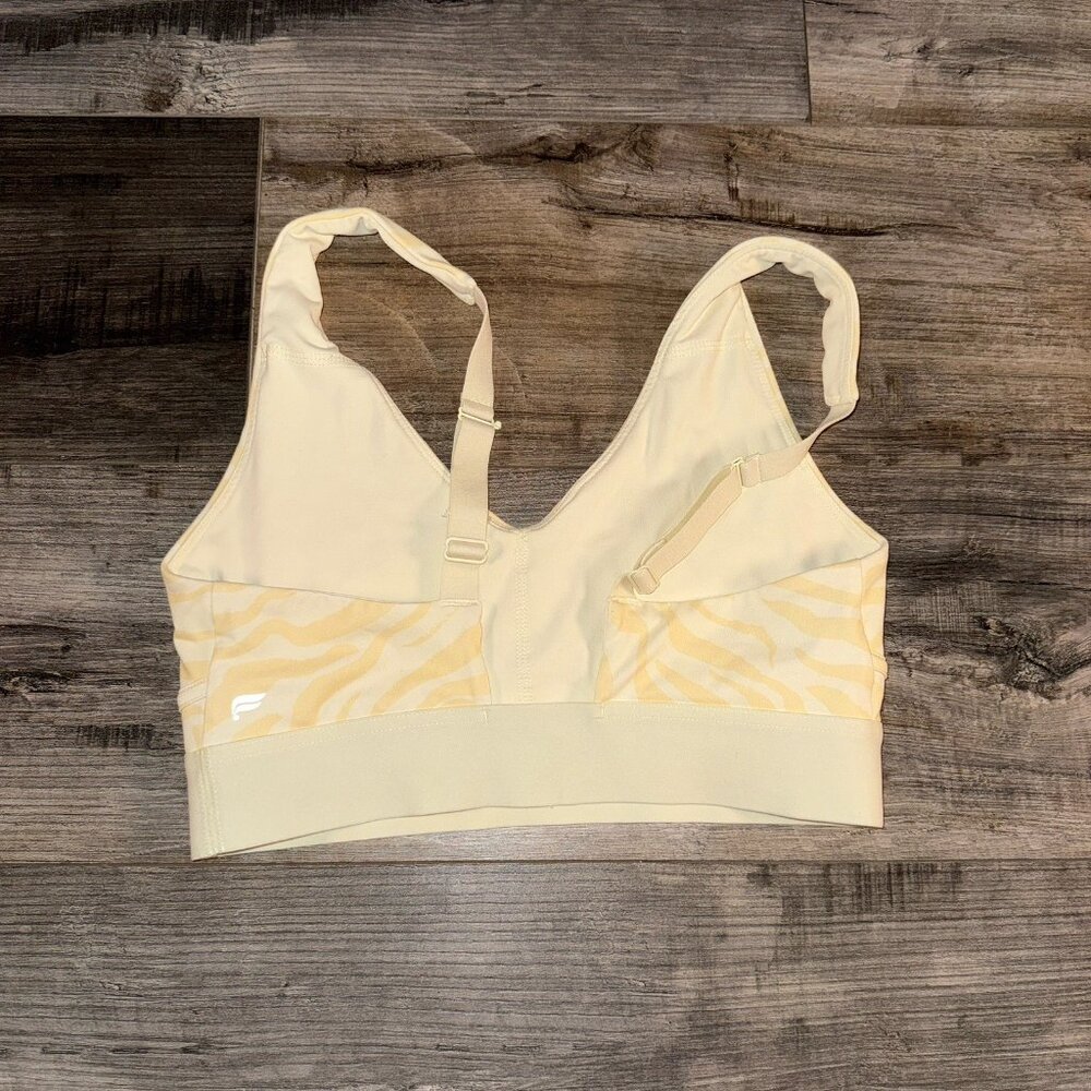 Fabletics Women’s Size Medium All Day Every Day Sports Bra Yellow Zebra Stripe - Picture 2 of 4